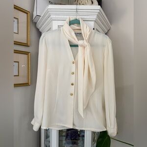🍦Vintage Cream Blouse sz 10🍦